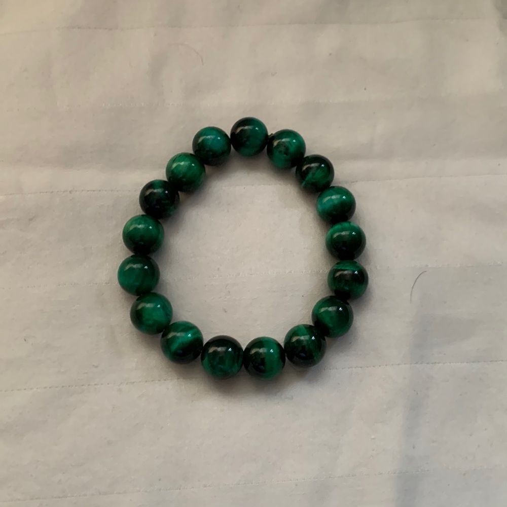 Green tigers eye women’s bracelet